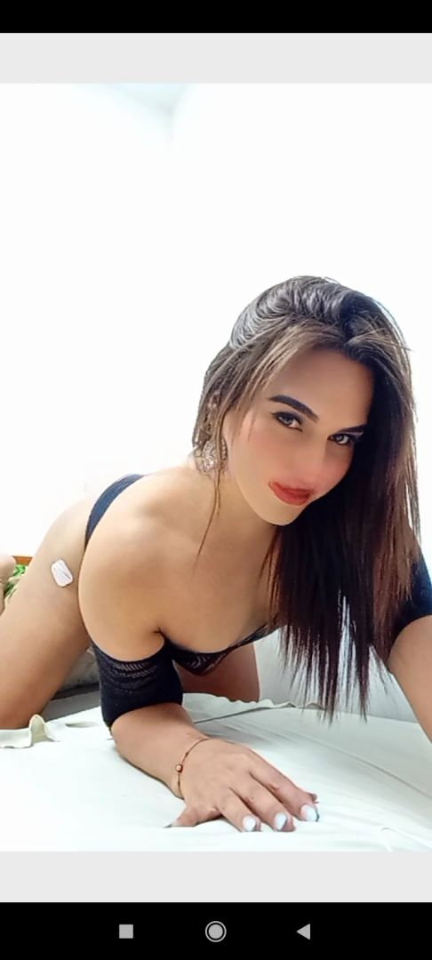 Joanne Rodriguez - foto 2