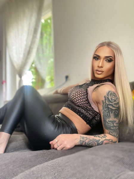 TS EMANUELA - Besuchbar & Haus&Hotelbesuche - photo 16