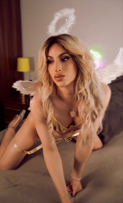 Rafaella Kallynn - foto 5