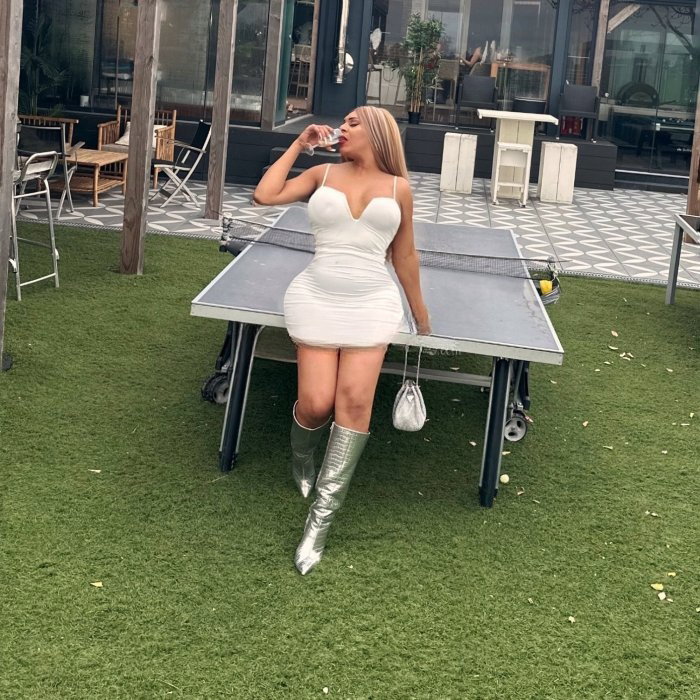 Karol Victoria - photo 14