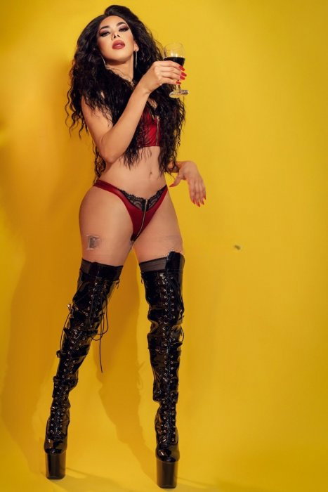 Macarena Martinez - foto 6