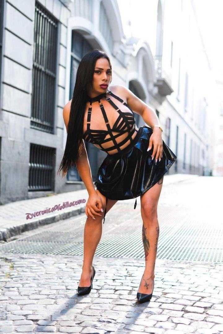 Veronica Gonzalez - photo 18