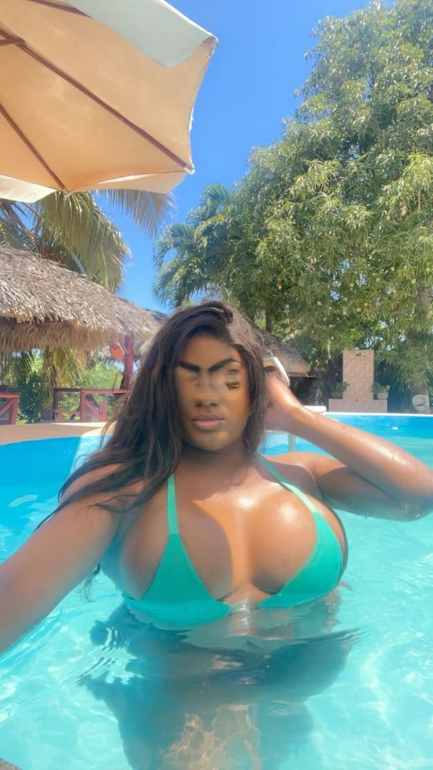 Barbie Queens - foto