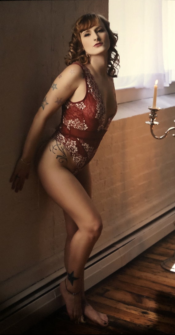 Emily - photo 1