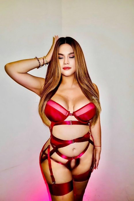 Monique - photo 18