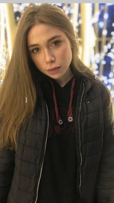 Beautiful Yulia - photo 2