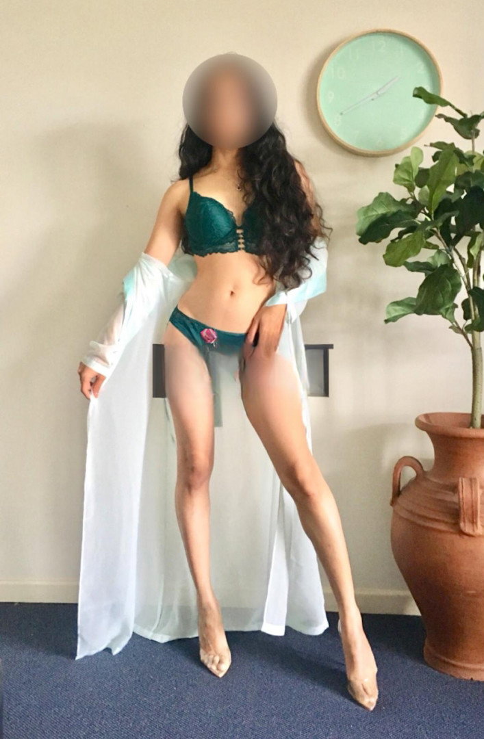 Larissa Kaya - photo 18