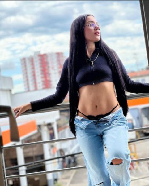 TS Angie VIP - photo 1