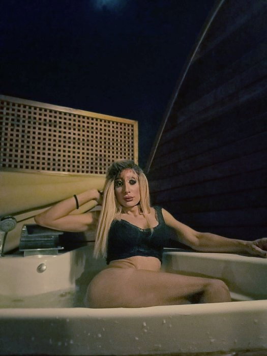 Paula Love - foto