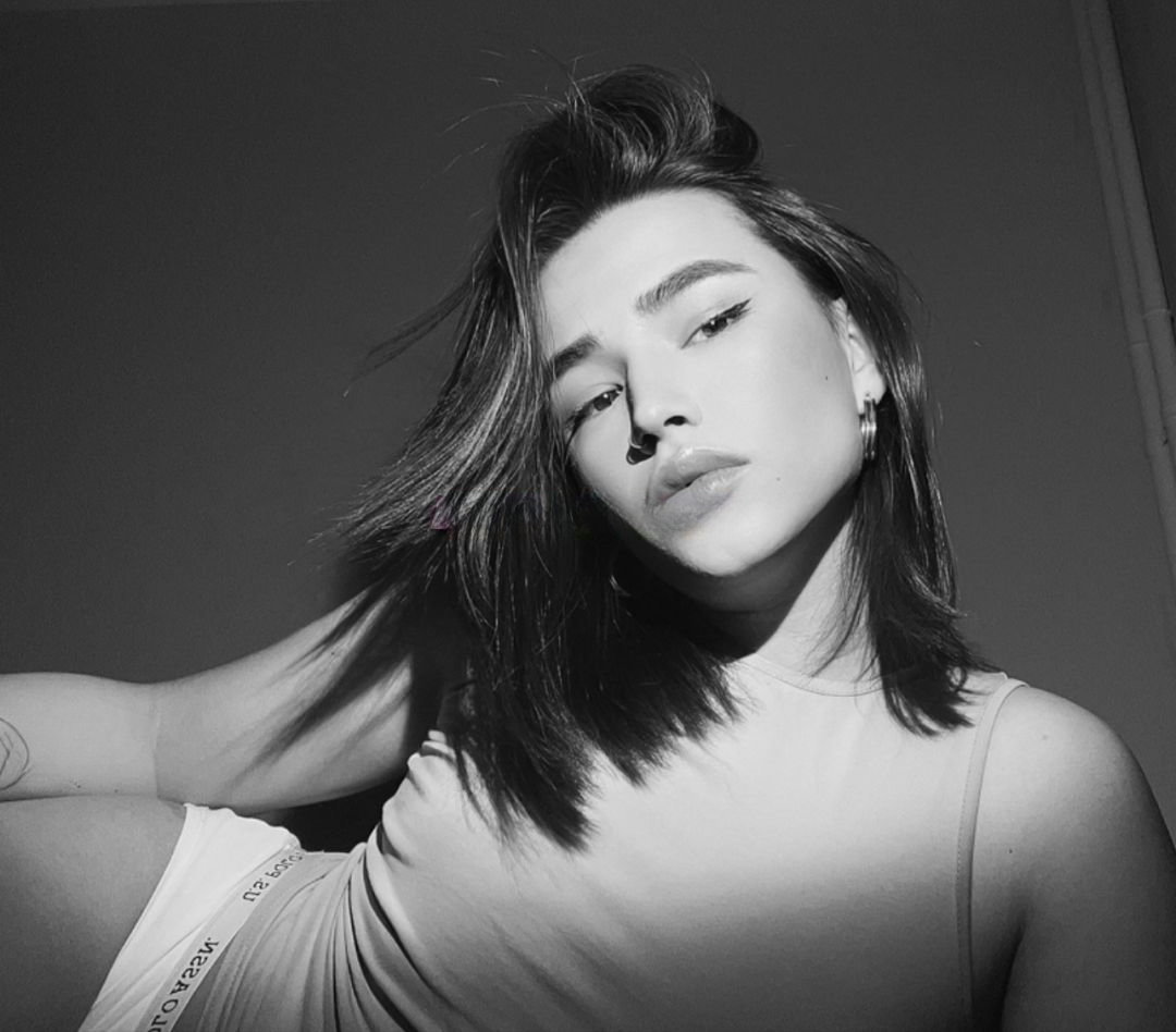 Sasha Roma - foto
