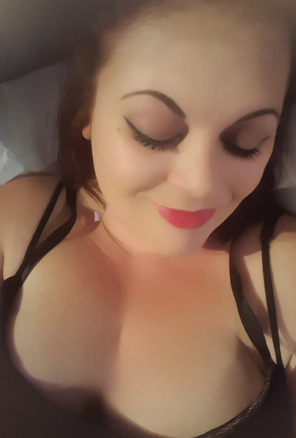 Ella - photo 1