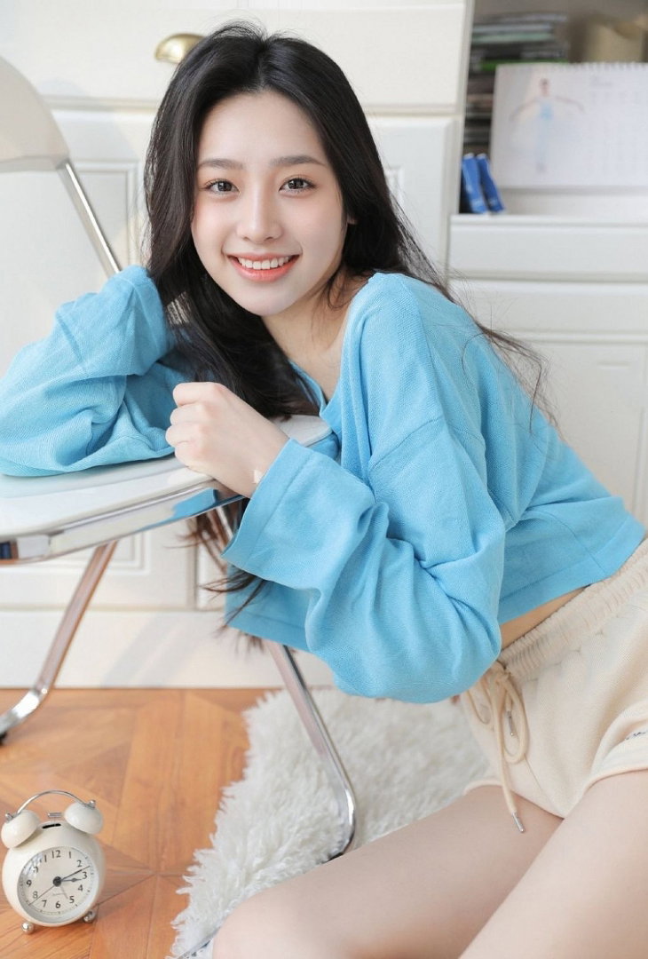 Nicole - photo 3