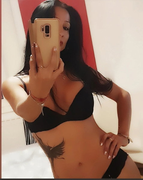 TS Tania Vila - photo