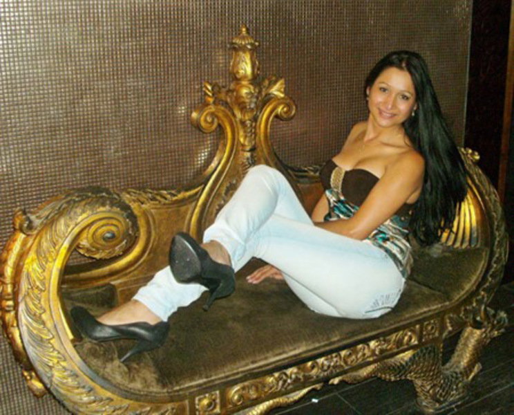 TS Tania Vila - foto 4