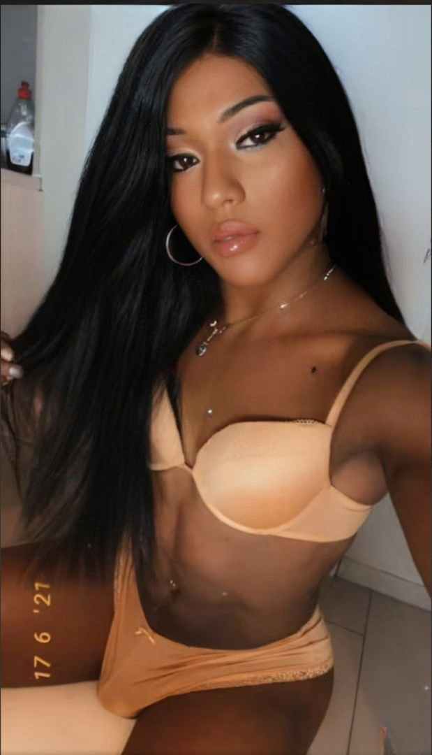 Kendra Valdiri - photo 12