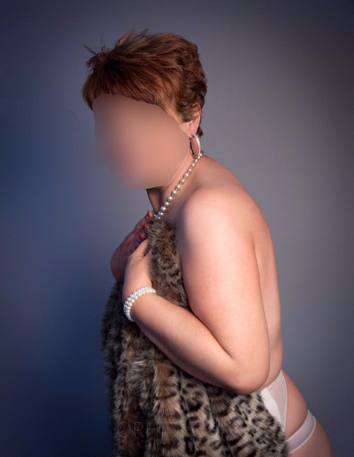 Charlene - photo 31