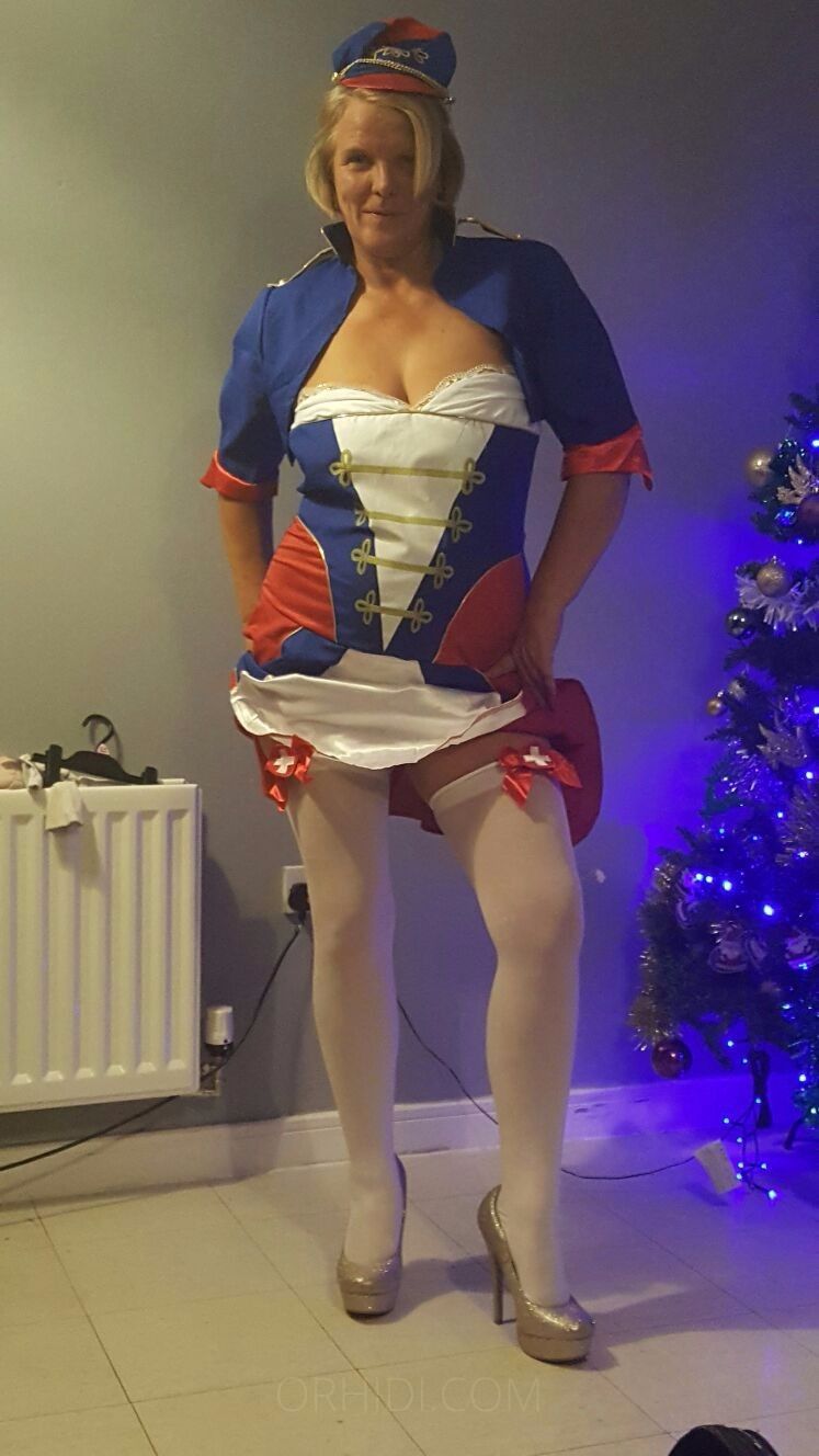 Charlene - photo 9