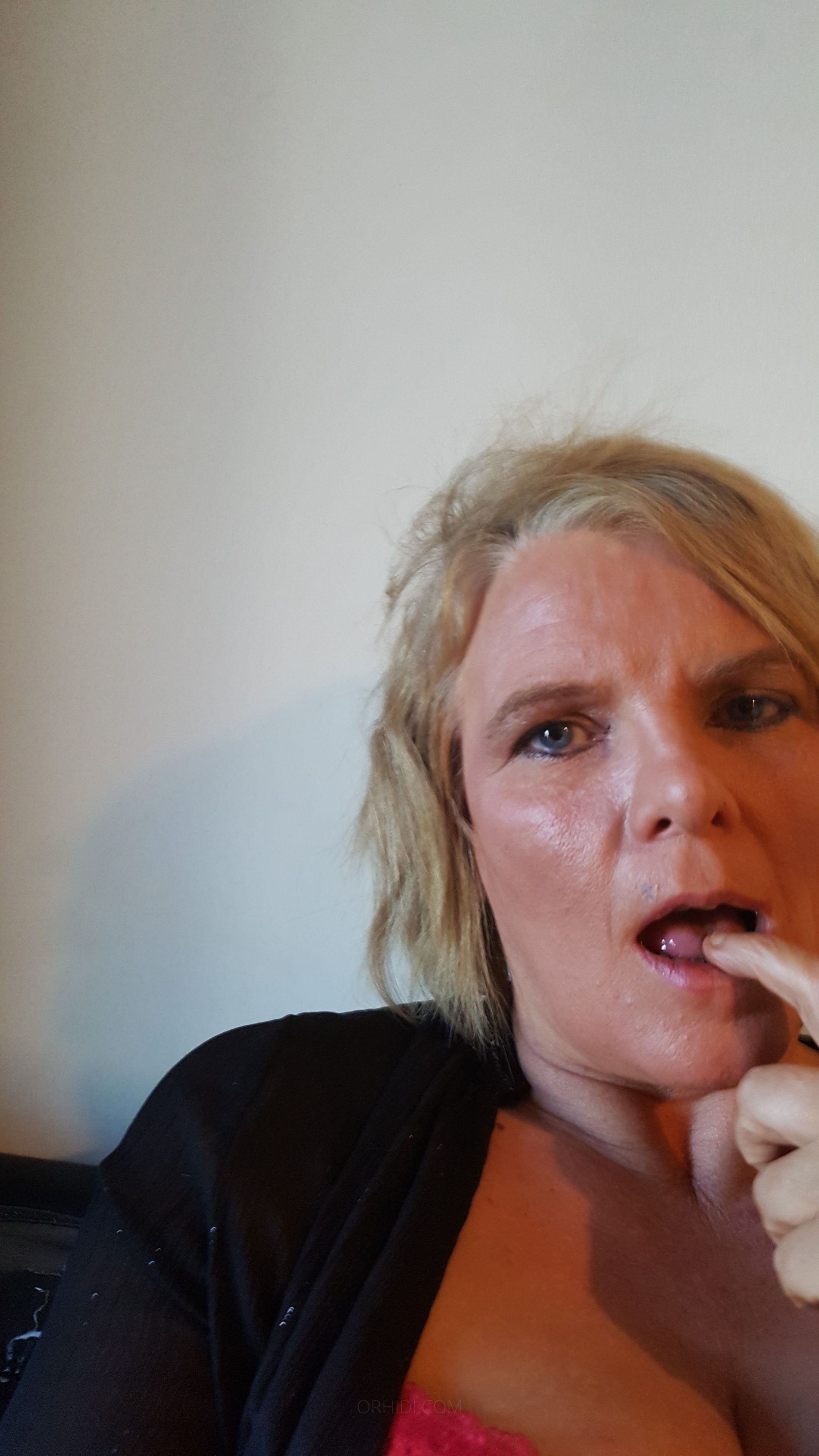 Charlene - photo 12