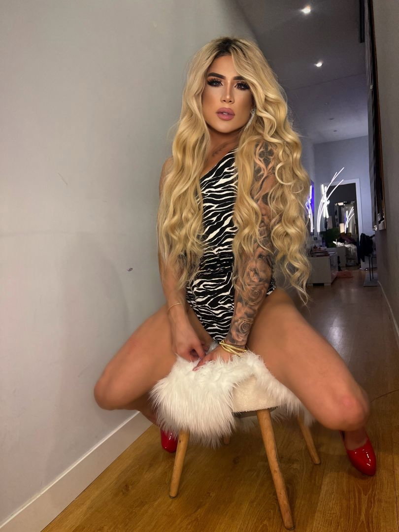 Catalina Versace - foto 2
