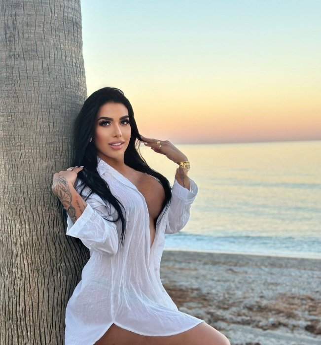 Alejandra - photo 19