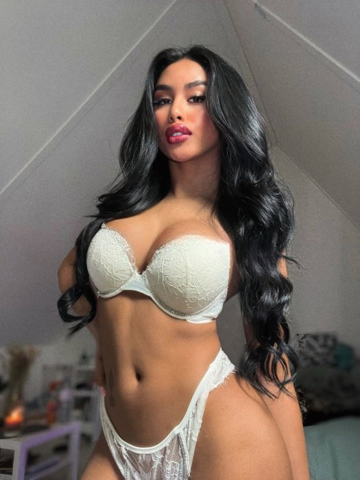 Camilla - foto 19