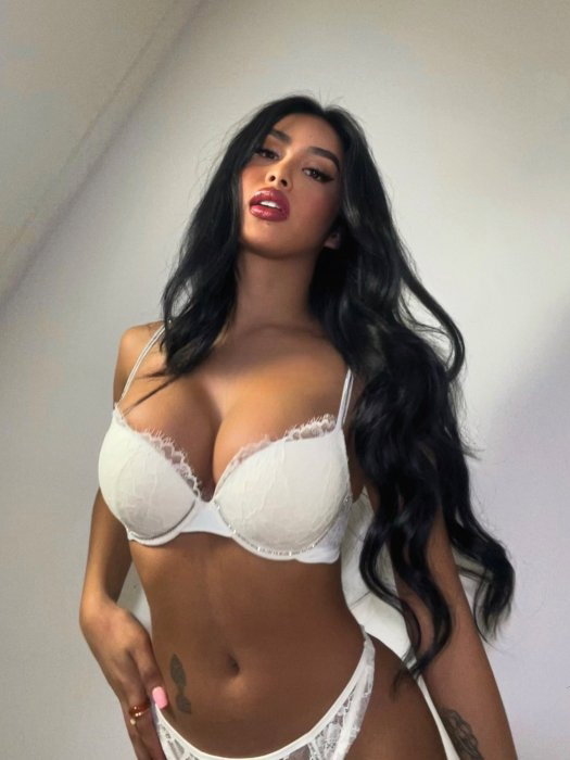 Camilla - foto 6